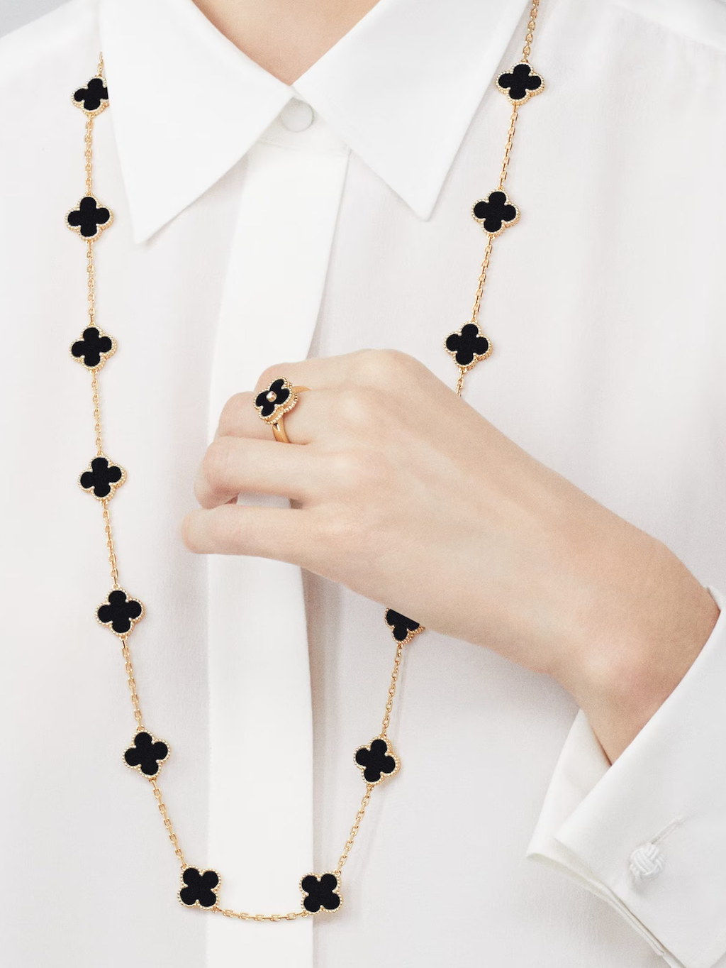 FLORAL CLOVER NECKLACE 20 MOTIFS - BLACK